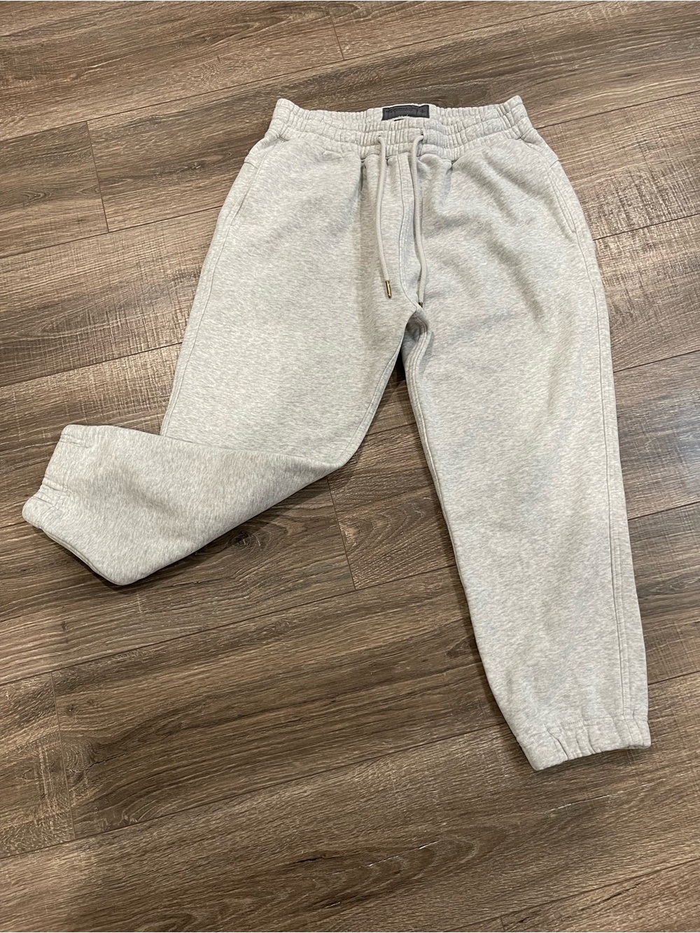 Abercrombie & Fitch Light Gray Men’s Jogger Sweatpants Size Small Short*